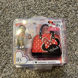 Disney ILY 4Ever Tote Teenies I ❤️ Minnie Mouse mini bambola e borsa NUOVO - Foto 1 di 2
