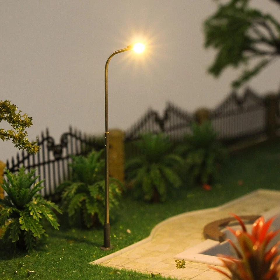 LQS07WM 20-50pcs Model Railway Lamp Post Street Light HO TT Scale Single Head - Image 1 of 4