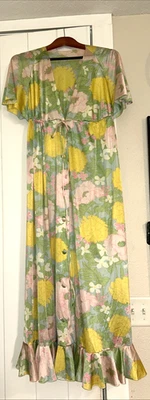 Vtg Nightgown Flower Power Draw String Waist Ruffle Covered Buttons Small - Image 1 of 4