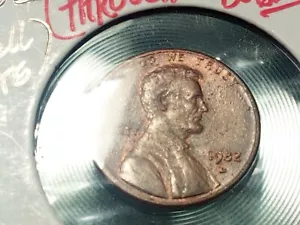 Mint Error Coin Lincoln 1c Cent Penny 1982 Denver Small Date Strike Through - Picture 1 of 11