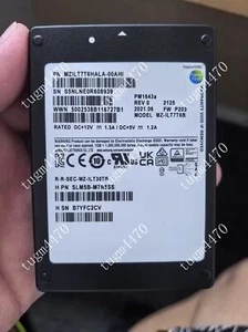 Samsung PM1643a 7.68TB SSD 2.5" SAS 12Gb/s MZ-1LT7T6B MZILT7T6HALA-00AHI - Afbeelding 1 van 1