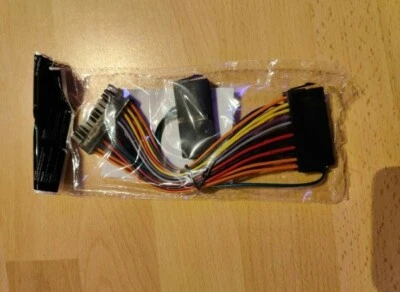 SilverStone PP10 Doppeltes 24 Pin Mainboard Kabel für 2 Netzteile - Bild 1 von 3