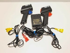 SCX 1:43 Compact Hand Controller Speed Throttle Slot Car Red  Blue  & Charger