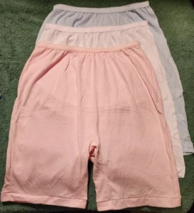 3 pares de bragas de pierna larga para mujer talla 6 surtidas 100 % algodón hechas en EE. UU. entrepierna de 6" - Imagen 1 de 2