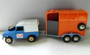 Vintage Britains Pine Lodge Stables SWB Land Rover & Trailer. VGC 1970s - Picture 1 of 14