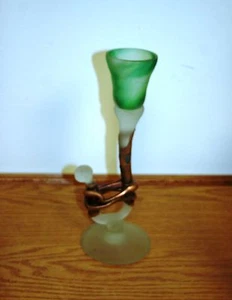  Handgefertigter Kerzenhalter aus mundgeblasenem Glas grün beschichtetes Metalldekor  - Bild 1 von 4