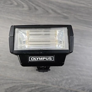Olympus Electronic Flash T32 *Won't Power On* - Picture 1 of 6