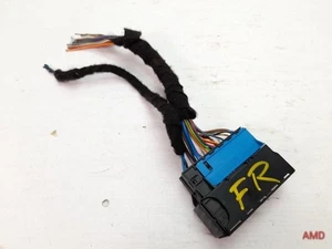 2008 BMW 335xi 335i 328i 328xi E92 Coupe Front Right Harness Door Connector - Picture 1 of 6