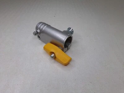 Embout jonction de débroussailleuse multifonction 4 en 1 Titan - Photo 1/4