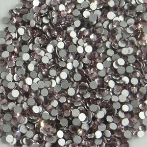 SS5 PR LA *** 50 strass PRECIOSA fond plat SS5 (1,8omm) LIGHT AMETHYST - Picture 1 of 4