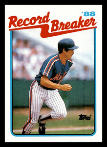 1989 Topps Kevin McReynolds Record Breaker New York Mets #7 NM-MINT