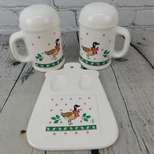 Vtg Holiday Goose Stoneware 3 Pc Set Salt & Pepper Shaker & Jumbo Spoon Rest - Picture 1 of 18