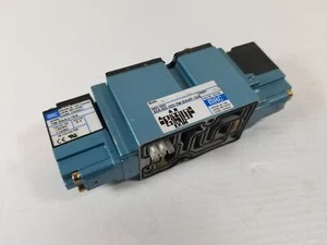 MAC 82A-GC-000-TM-DAAP-1DA Solenoid Pneumatic Valve - Picture 1 of 3