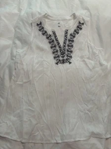 Gap Top Damen L weiß V-Ausschnitt Ösen Overlay Boho gefüttert luftig Resort Tank - Bild 1 von 3