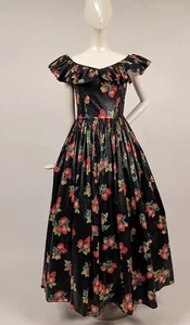 INKY BLACK COTTON CHINTZ VINTAGE 1940’S STRAWBERRY DRESS BY EMMA DOMB - Picture 1 of 8