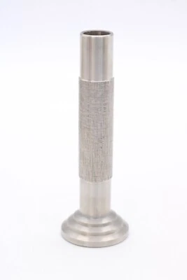 Brutalist Blumenvase Vase mit Fuß aus Edelstahl mit Relief Vintage alt H 13 cm - Bild 1 von 3