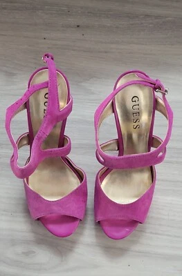 Tacones altos Guess vintage recortados Foto 1 de 4