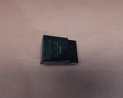 2004-2009 YAMAHA FZ6-S FZ6S FZ6 FZ600 Fuel Pump Relay 5VK-81950-30 - Image 1 of 4