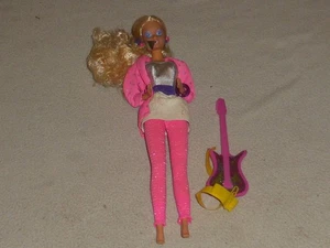 VINTAGE 1985 BARBIE AND THE ROCKERS DOLL 1140 MATTEL 1ST EDITION BLONDE - Picture 1 of 8
