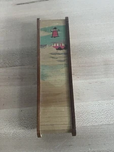 Vintage Rolltop Holz Bleistift / Essstäbchen Box WWII Japanisches Souvenir FUNKTIONIERT! - Bild 1 von 13