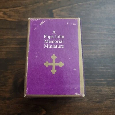 A Pope John Memorial 4 MINI BOOKS BY Random House  1966  First Edition  - Image 1 of 4