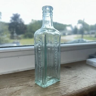 Antique/VTG Red Spruce Gun Crays Syrup Bottle Aqua Cork Top 5.5” - Image 1 of 4