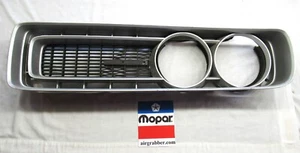 1971 Dodge Charger Rallye original grille and headlight splash shield left side - Picture 1 of 9