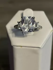 Italo Schmuck Ring Größe 8. Drei Stein Halb Eternity Band. Sterling Silber - Bild 1 von 3