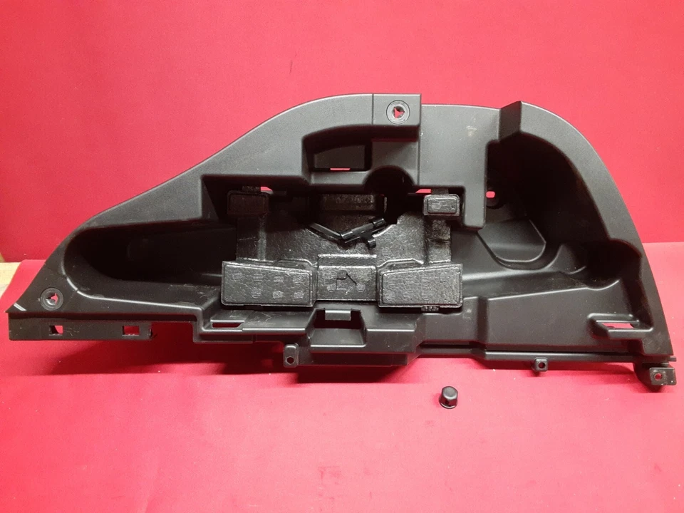 Toyota Highlander 2004-2007 caja de carga trasera derecha cubierta lateral moldura 64741-48040 Foto 1 de 4