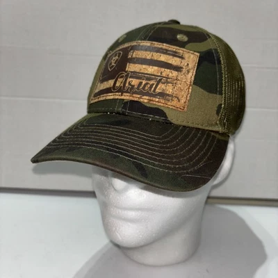 Parche de bandera de Ariat gorra de béisbol verde camuflaje malla espalda parche de corcho trasero a presión Foto 1 de 4