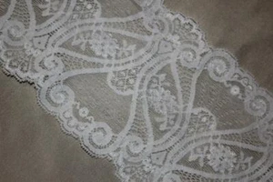 5 yardas Blanco Flor de Lis Pergamino Galón Costura Lencería Elástico Encaje 5" Ancho - Imagen 1 de 1
