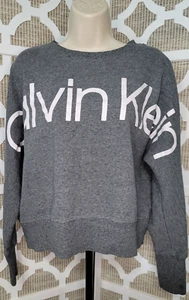¡Sudadera recortada Calvin Klein talla mediana! *Envío gratuito* - Imagen 1 de 2