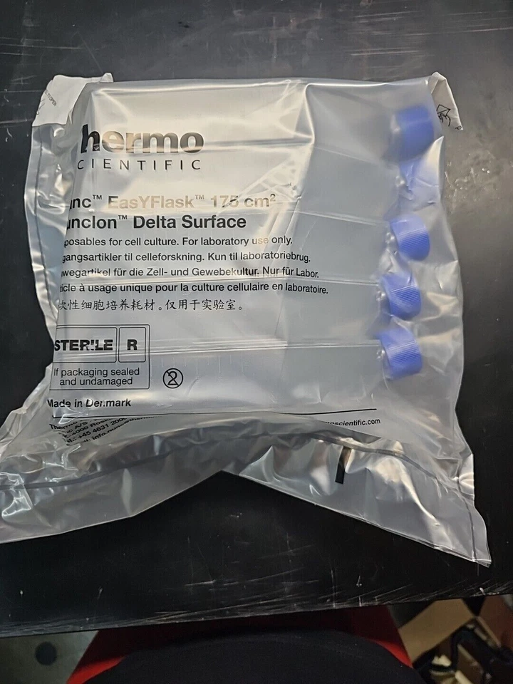 THERMO SCIENTIFIC Nunc EasYFlask Cell Culture Flask Angled  175cm² 159910 (5pk) - Image 1 of 1