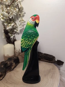 Fair Trade handgeschnitzter und bemalter Papageienvogel 30 cm HOCH - GRÜN - Bild 1 von 8