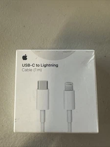 Apple USB-C to Lightning Cable (1 m) MUQ93AM/A - MM0A3AM/A - A2561 - Picture 1 of 4