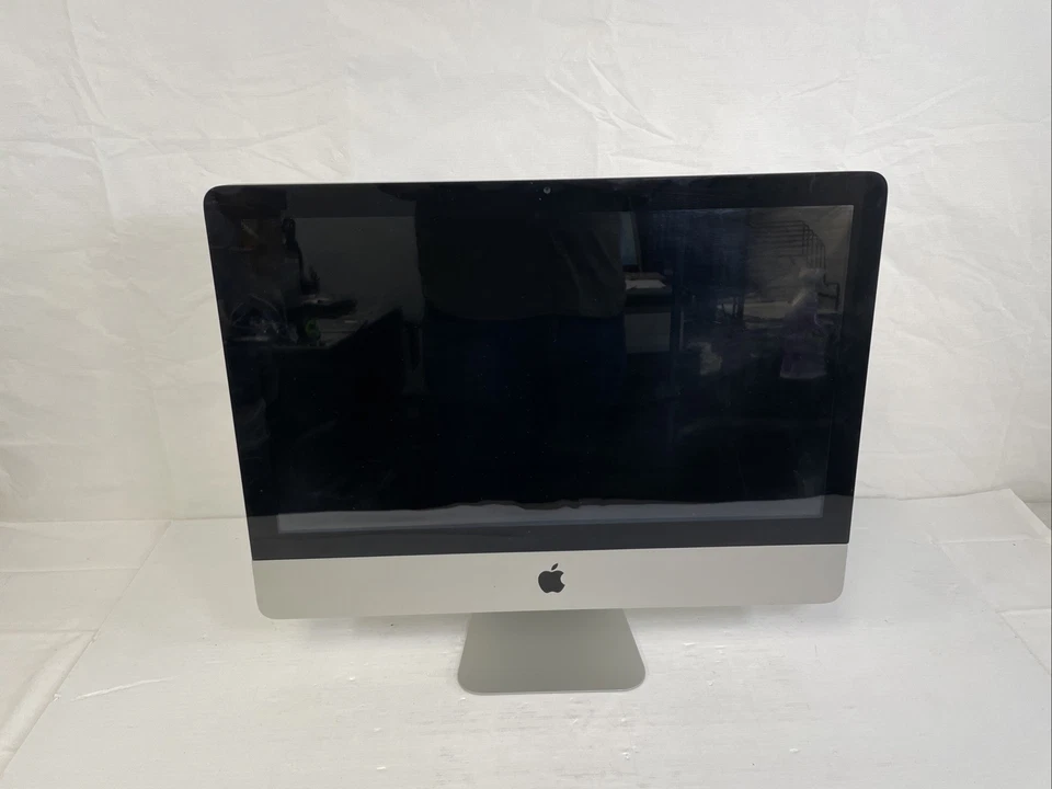Apple iMac A1311 Intel Core i5 2.5GHz 16GB RAM 500 GB HDD - Catalina OS Grade A - Image 1 of 4