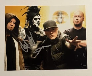 LIMP BIZKIT BAND SIGNED 8x10 PHOTO AUTOGRAPHED RARE FRED DURST WES BORLAND COA - Picture 1 of 2
