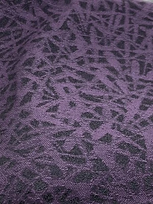 Tecido de estofamento pesado vintage roxo preto abstrato largura 2Y x 56" - Imagem 1 de 4