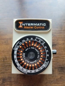 Intermatic Master Control 24 Hour Automatic Program Timer 2 Prong D-811 - works - Picture 1 of 6