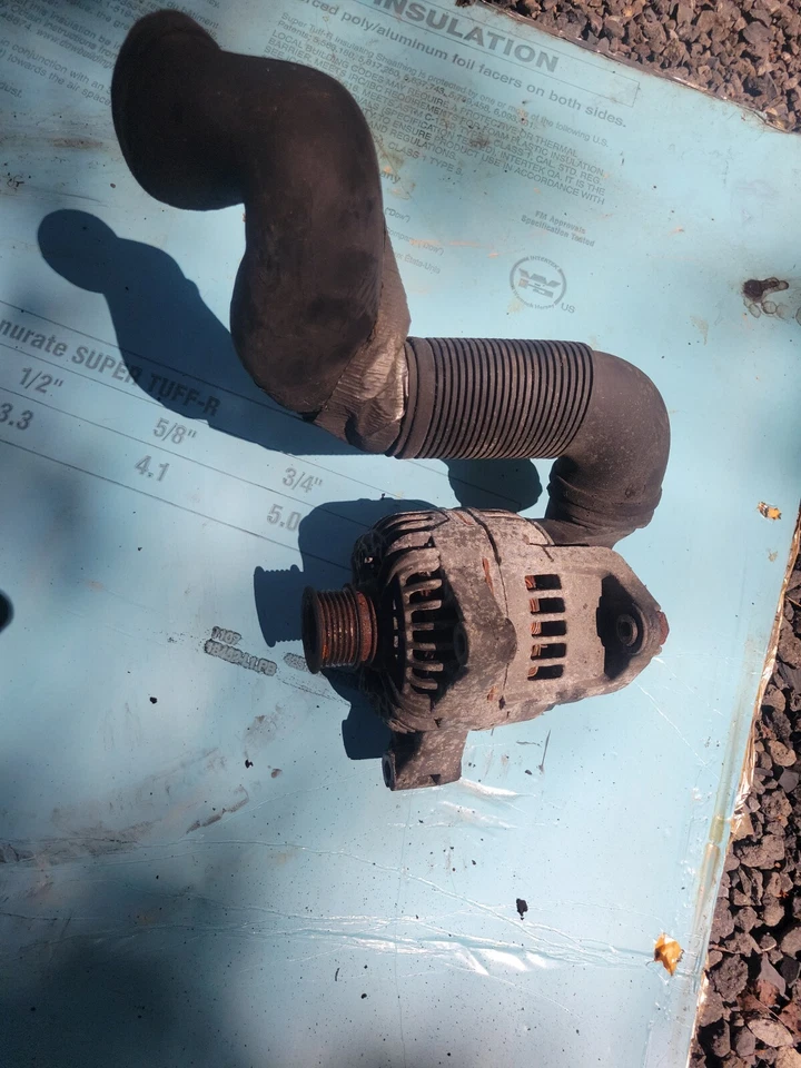 Оригинальный двигатель для зарядки генератора переменного тока 1997-2000 Bmw 528i 176692 - Изображение 1 из 1