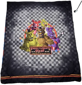 Five Nights at Freddy's Twin/Full Comforter Double Sided Freddy Fazbear's Pizza - Picture 1 of 21