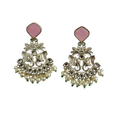 Pendientes colgantes únicos de perlas de templo oxidadas con perlas - Joyería exquisita Foto 1 de 4