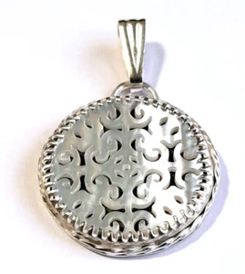Exquisite Handmade Mother of Pearl round Pendant,Claw set 925 Sterling Silver. - Picture 1 of 4