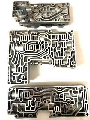 E40D E4OD solenoid, valve body & accumulator 95-97 Econoline Van OEM - Image 1 of 4