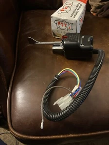 Turn Signal Switch for MACK  1MR2164AP1 (4 Wire Connector) VSM 900 New 902Y19 - Picture 1 of 11