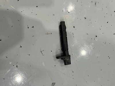 AUDI S4 2010-2012 - Sensor de impulso/cigüeñal 059906433C Foto 1 de 2