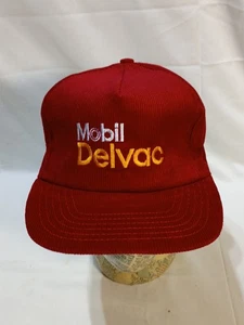 Vintage Mobil Delvac rot Cord Druckknopflasche Kappe Stange Hergestellt in den USA SCHÖN - Bild 1 von 10