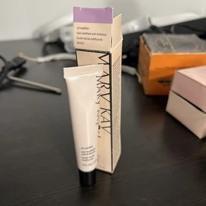 Mary Kay OIL MATTIFIER ~ Oily Skin (031573) New In Box ~Full Size Discontinued - Picture 1 of 1