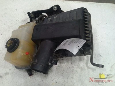 Purificador de aire para camioneta Ford F150 2014 Foto 1 de 4