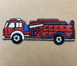 Parche para camión de bomberos - 3 pulgadas x 1 1/8 pulgadas (hierro) - Imagen 1 de 2